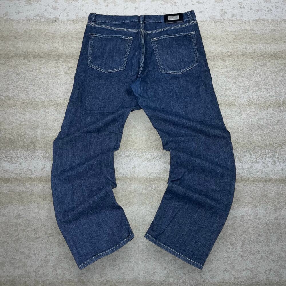 Vintage Y2K Hugo Boss Jeans 36x32 Relaxed Fit Dark Wash Denim